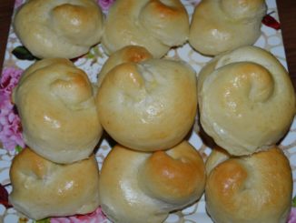 Булочки с сыром сулугуни
