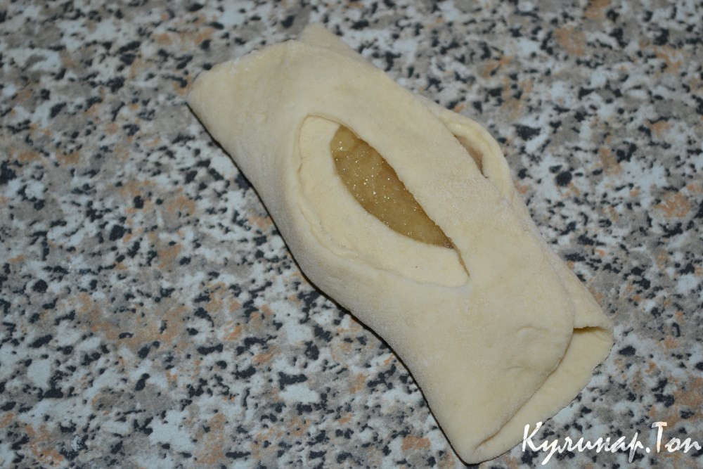 Булочки с яблочным пюре