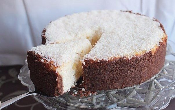 Кокосовый чизкейк с кусочками ананаса Кокосовый чизкейк с кусочками ананаса