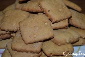 Овсяное печенье с арахисом