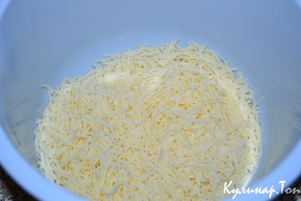 Пицца с сыром и сливками