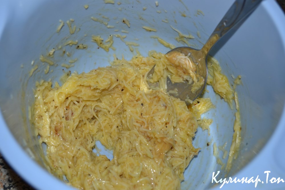 Пицца с сыром и сливками