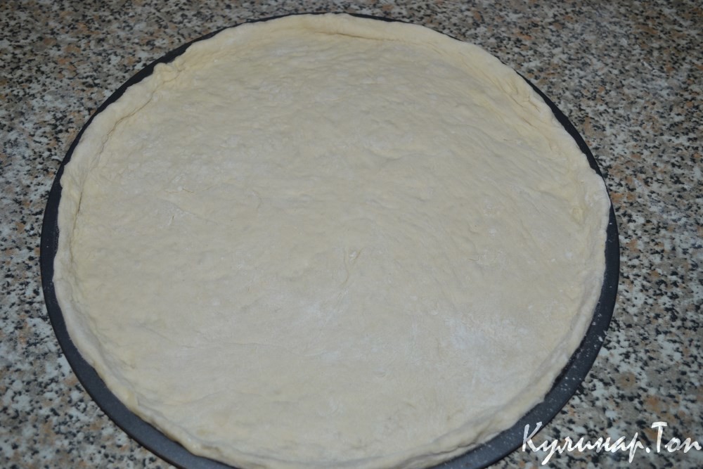 Пицца с сыром и сливками