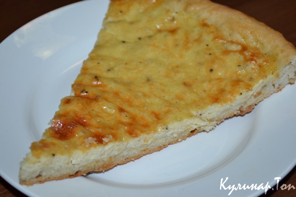 Пицца с сыром и сливками