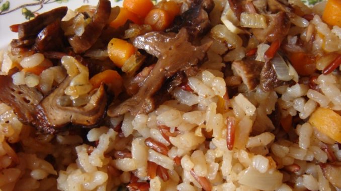 Рис с грибами по-болгарски Рис с грибами по-болгарски