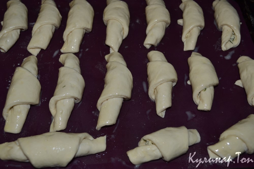 Рогалики с сыром и чесноком