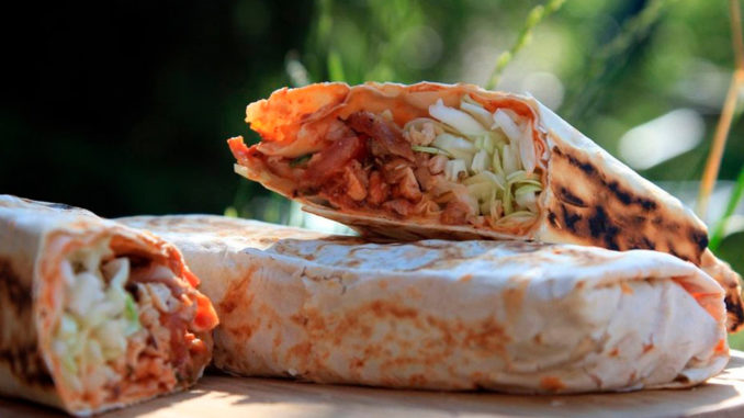 Шаурма острая с курицей Шаурма острая с курицей