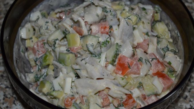 Салат с кальмаром и авокадо-05 Салат с кальмаром и авокадо