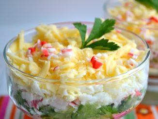 Салат со сливочным сыром и крабовыми палочками