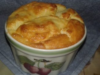 Сырное суфле с зеленым луком