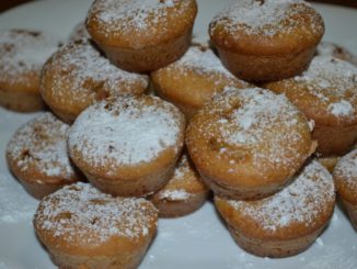 Кексы с апельсиновым джемом