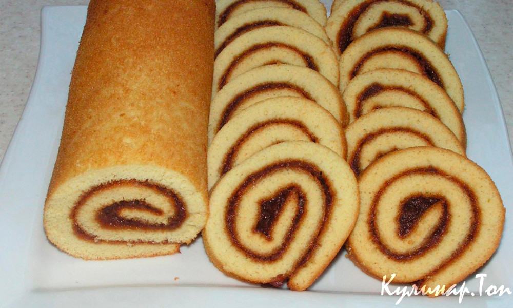 Рулет домашний с варёной сгущёнкой