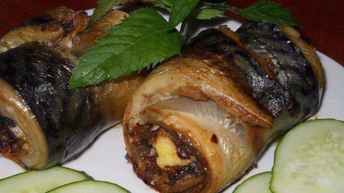 Рулеты из скумбрии с грибами и сыром Рулеты из скумбрии с грибами и сыром