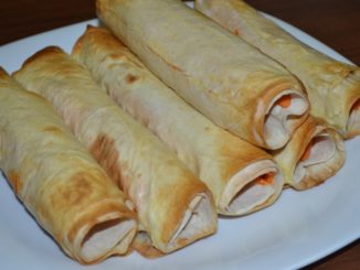 Сосиски с сыром в лаваше