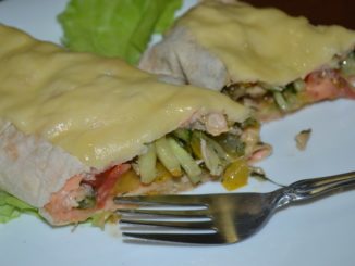 Бурито с курицей и стручковой фасолью