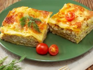 Лазанья с индейкой и соусом песто