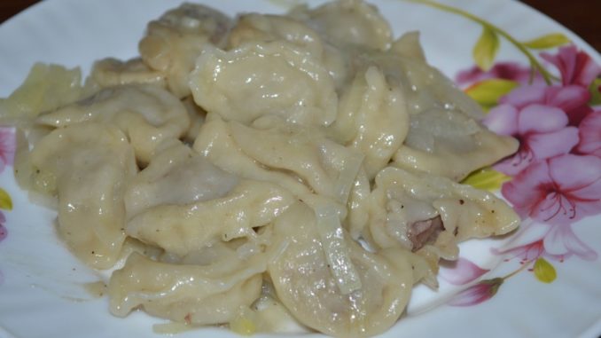 Пельмени жаренные с луком-04 Пельмени жаренные с луком