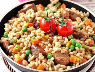 Перловка с мясом и овощами