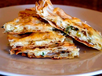 Рваный пирог из лаваша