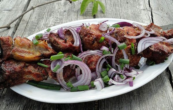 Шашлык по-кахетински Шашлык по-кахетински