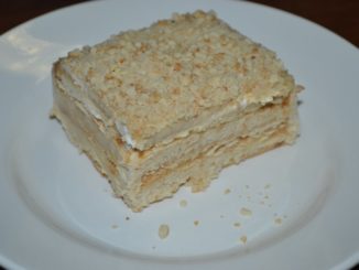 Сметанный торт из печенья