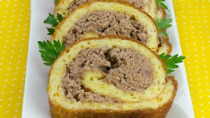 Сырный рулет с паштетом Сырный рулет с паштетом