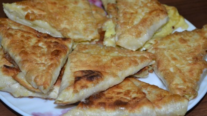 Треугольники с сыром и колбасой-08 Треугольники с сыром и колбасой