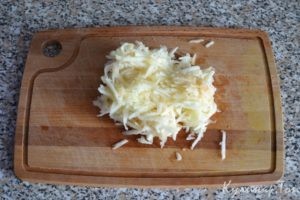 Салат из капусты, яблок и моркови