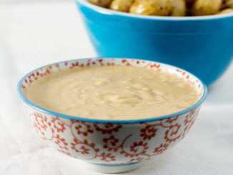 Сацебели с грецким орехом