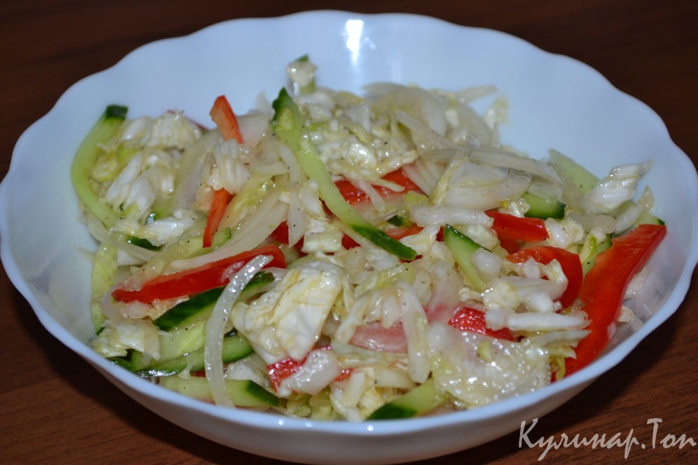 Витаминный салат с пекинской капустой