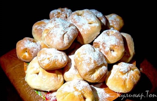 Булочки с мармеладом по-чешски
