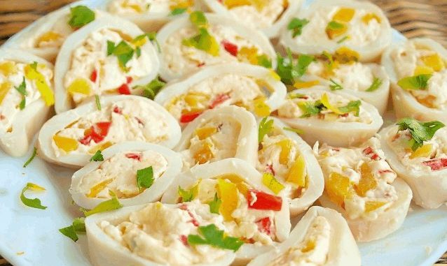 Кальмары, фаршированные сладким перцем и сыром Кальмары, фаршированные сладким перцем и сыром