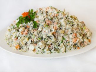 Салат из говядины и картофеля