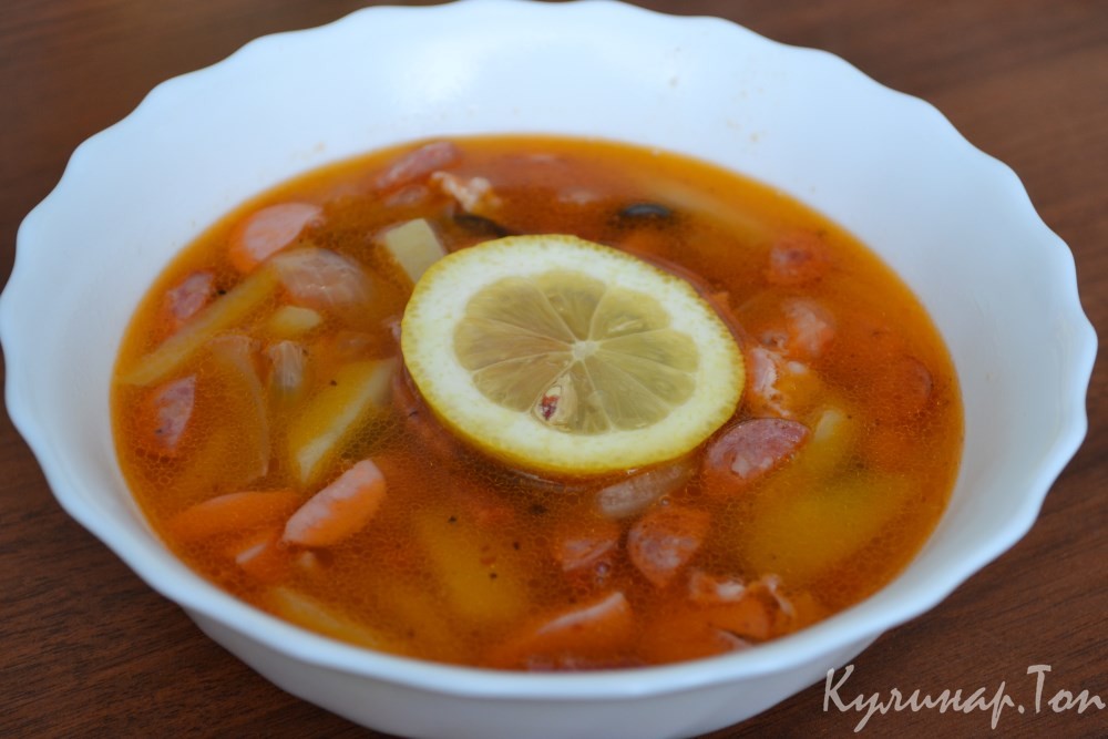 Солянка с беконом