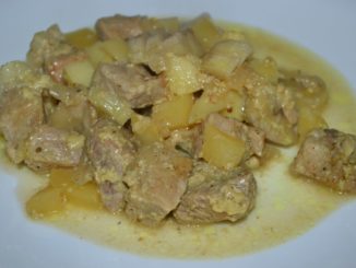 Свинина с картофелем и бананом