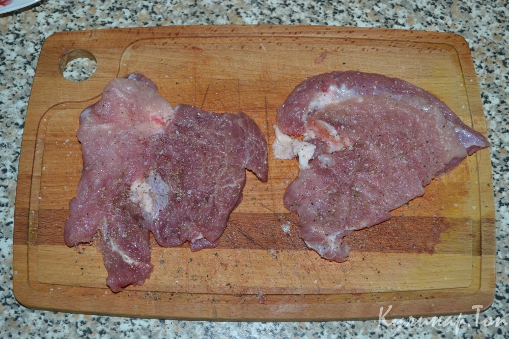 Свинина, запеченная с ананасами