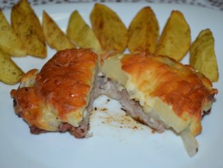 Свинина, запеченная с ананасами