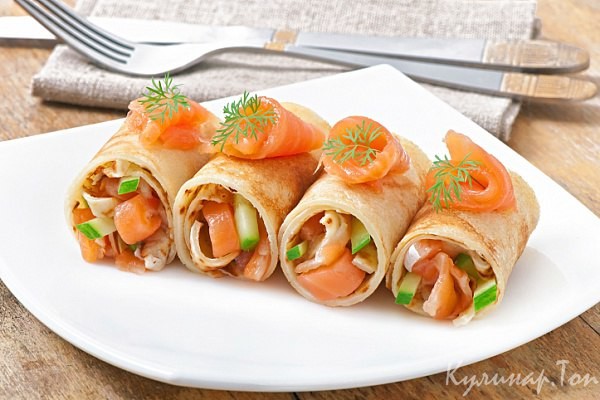 Блинчики с семгой и зеленью