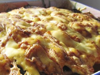 Мясо под сырно-майонезной шубой