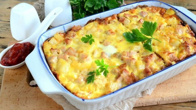 Запеканка из картофеля, фарша и шпината Запеканка из картофеля, фарша и шпината