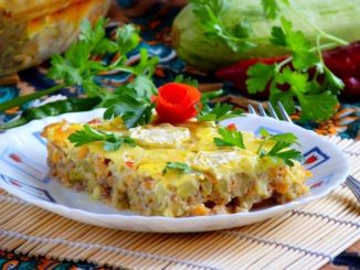 Запеканка с курицей и кабачками