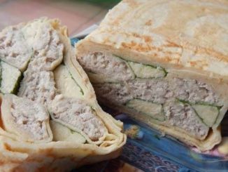 Блинная закуска с мясом и сыром