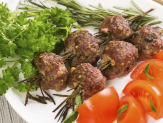 Мясные шарики на гриле