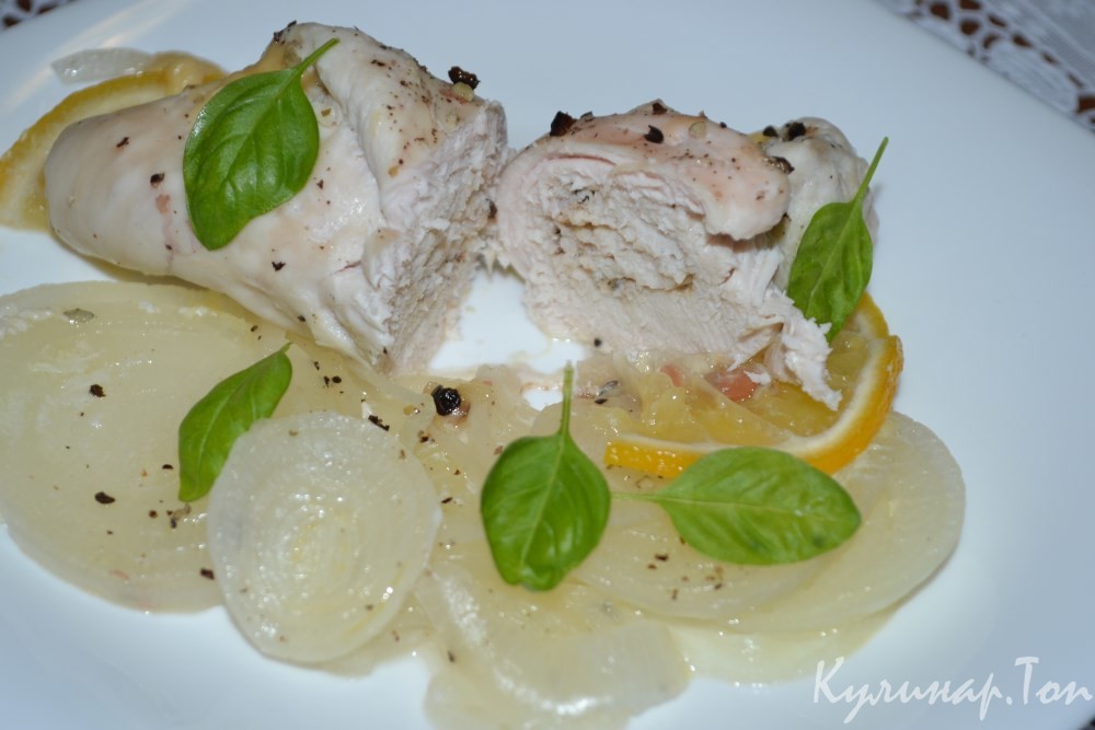 Рулетики из куриного филе в пароварке
