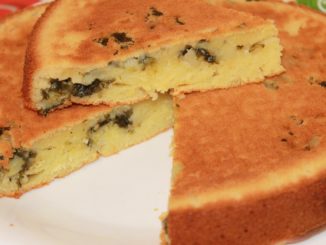 Шарлотка с орехами