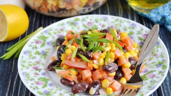 Салат с фасолью и кукурузой Салат с фасолью и кукурузой