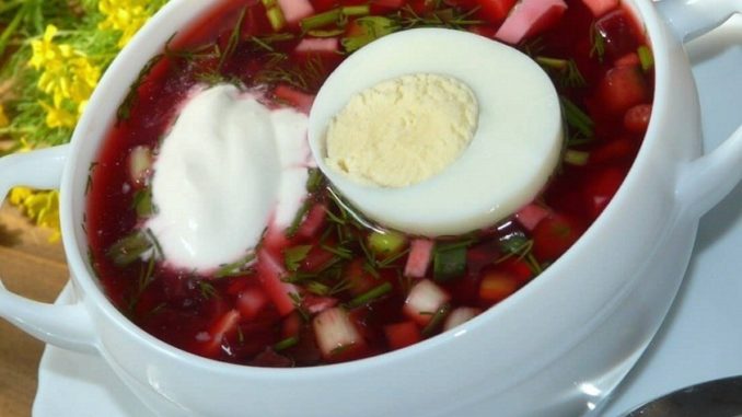Холодный суп с овощами и томатным соком Холодный суп с овощами и томатным соком