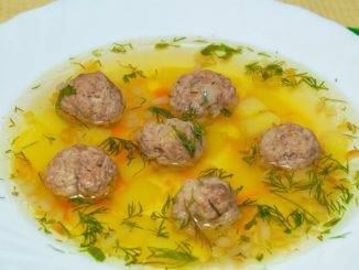 Картофельный суп с фрикадельками