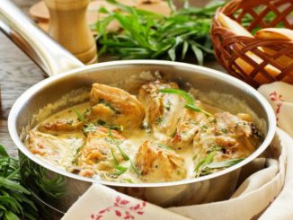 Куриное соте в сливочном соусе