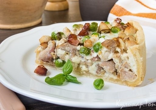 Пирог с курицей и горошком Пирог с курицей и горошком